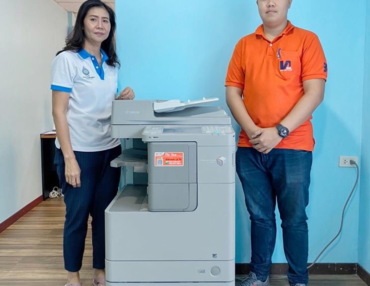 ติดตั้งเครื่องถ่ายเอกสารตอนเช้า