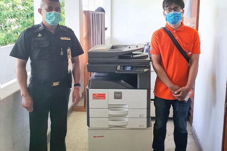 ติดตั้งเครื่องถ่ายเอกสาร 1 เครื่อง